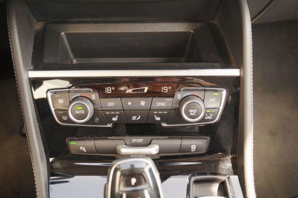 BMW 2 Serie Gran Tourer 218i Automaat High Executive Edition 5persoons -LEER-