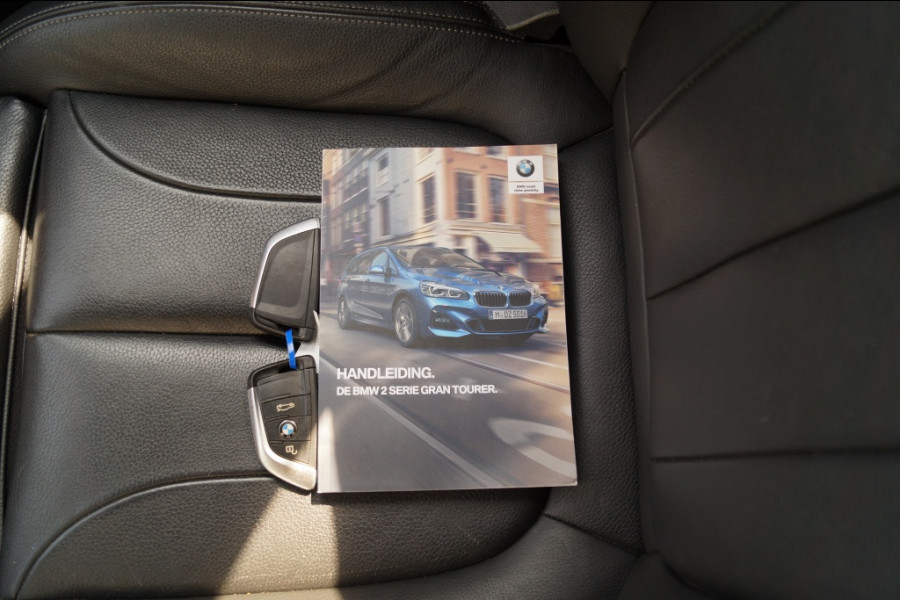 BMW 2 Serie Gran Tourer 218i Automaat High Executive Edition 5persoons -LEER-