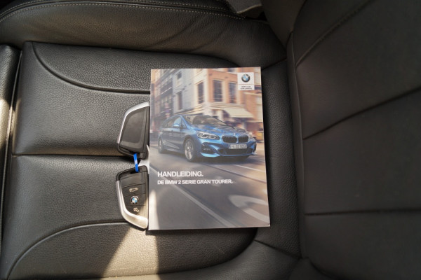 BMW 2 Serie Gran Tourer 218i Automaat High Executive Edition 5persoons -LEER-