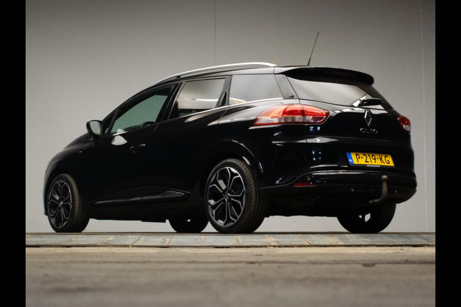 Renault Clio Estate 0.9 TCe Bose Sport (NAVI,LED,CLIMATE,SPORTSTOELEN,TREKHAAK,CRUISE,GETINT,18 INCH,PDC,NETTESTAAT)