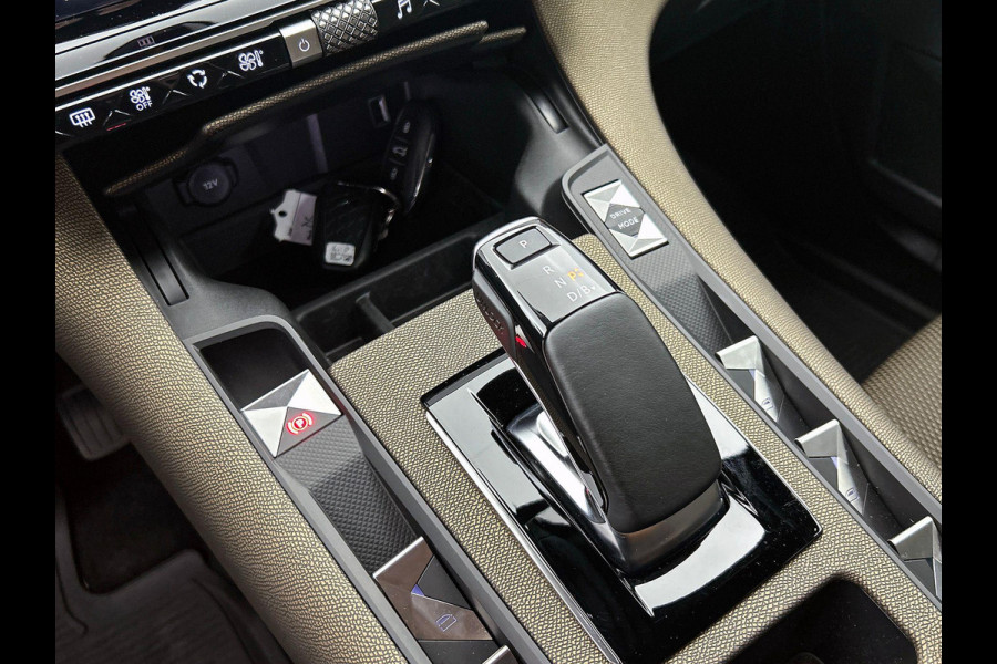 DS 7 E-Tense 225 Plug-In Hybrid Performance Line CAMERA EL-ACHTERKLEP