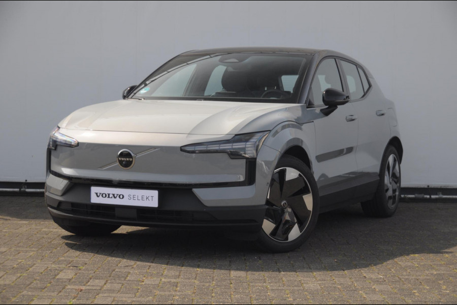 Volvo EX30 428PK Automaat Twin Motor Performance Ultra / 360 graden camera / Pilot assist / Park assist / Panoramadak / Voorstoelen en stuurwiel verwarmd / Elektrisch verstelbare stoelen /