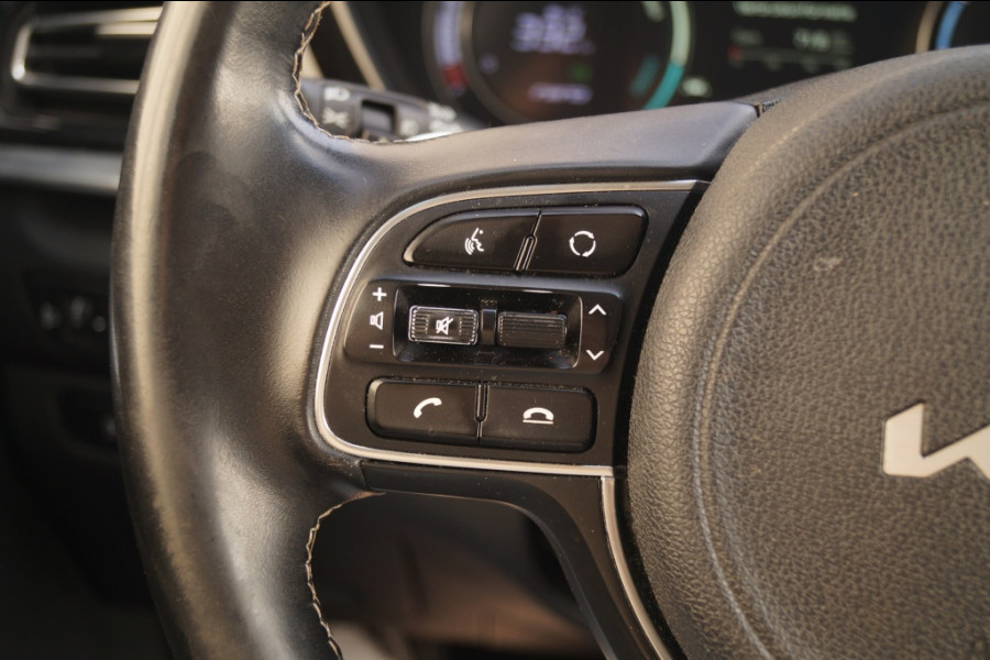 Kia e-Niro DynamicLine 64kWh -NAVI-ECC-CAM-