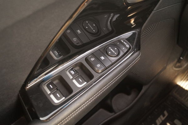 Kia e-Niro DynamicLine 64kWh -NAVI-ECC-CAM-
