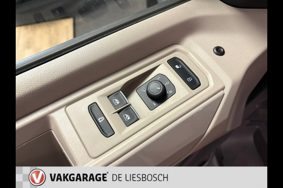 Volkswagen Multivan 1.4 eHybrid L1H1 Style,pano,leer,trekhaak,7 persoons,