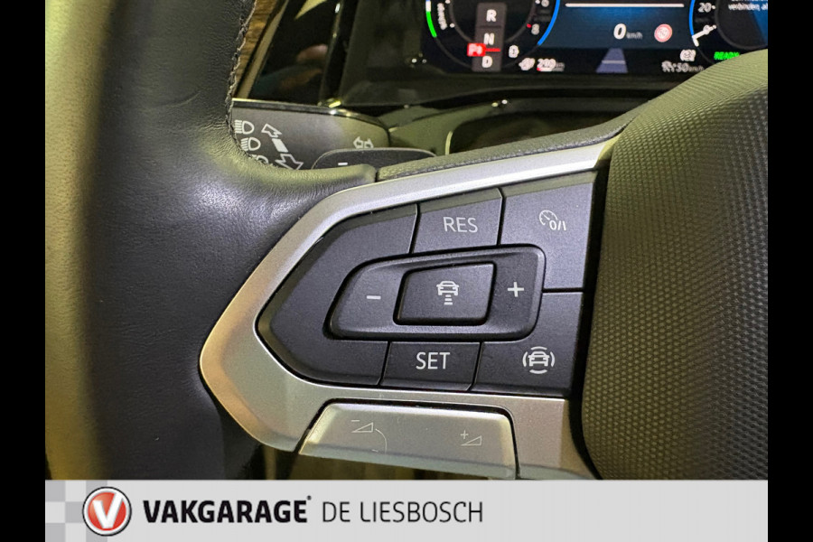 Volkswagen Multivan 1.4 eHybrid L1H1 Style,pano,leer,trekhaak,7 persoons,