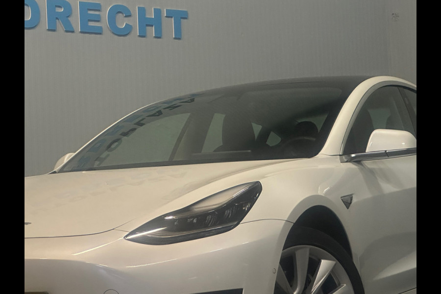 Tesla Model 3 Standard RWD Plus 60 kWh