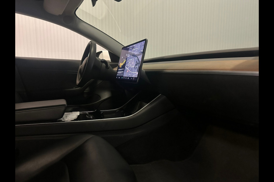 Tesla Model 3 Standard RWD Plus 60 kWh