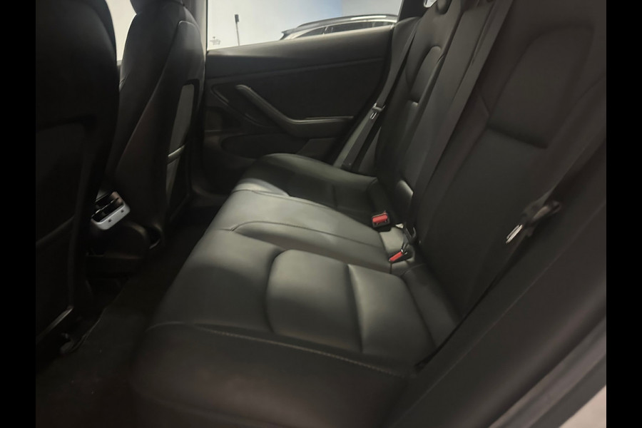 Tesla Model 3 Standard RWD Plus 60 kWh