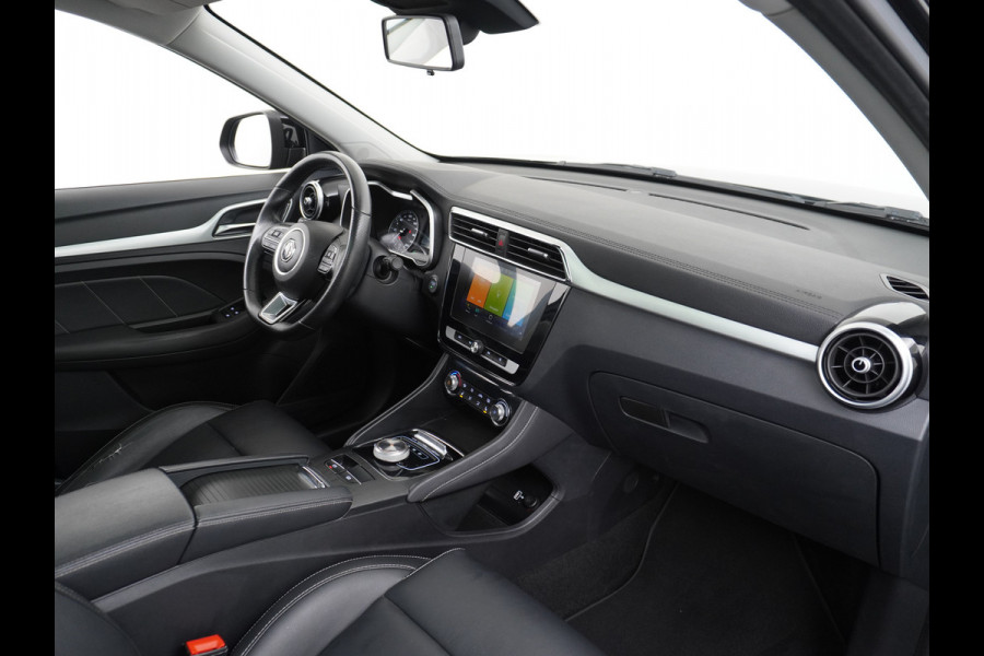 MG Mg Zs EV Luxury 45kWh Leder Panodak Camera Cruise Adaptief Apple Carplay Android Auto Stoelverwarming Airco Navi DAB Pdc Keyless Led Regensensor Lmv Bluetooth Connected services LaneAssist Verkeersbord detectie 1e Eigenaar Dealeronderhouden