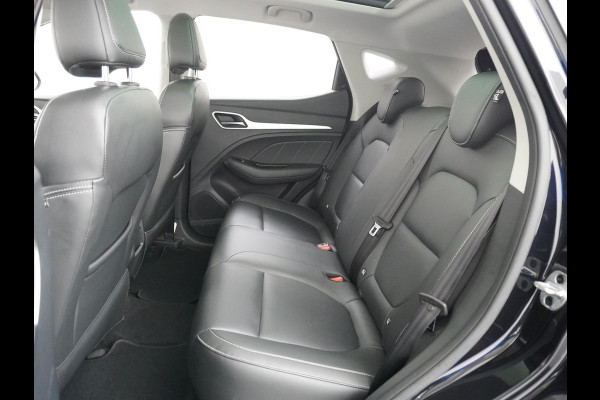 MG Mg Zs EV Luxury 45kWh Leder Panodak Camera Cruise Adaptief Apple Carplay Android Auto Stoelverwarming Airco Navi DAB Pdc Keyless Led Regensensor Lmv Bluetooth Connected services LaneAssist Verkeersbord detectie 1e Eigenaar Dealeronderhouden