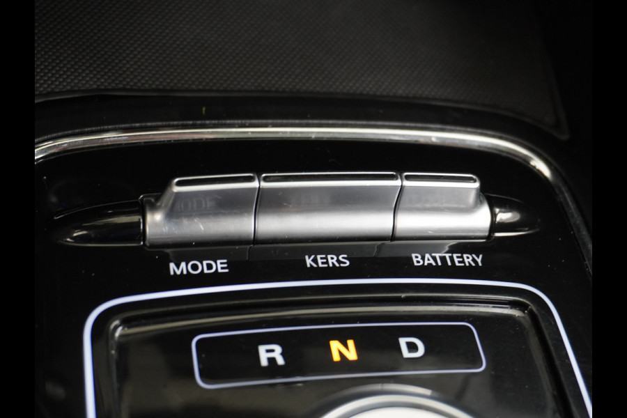 MG Mg Zs EV Luxury 45kWh Leder Panodak Camera Cruise Adaptief Apple Carplay Android Auto Stoelverwarming Airco Navi DAB Pdc Keyless Led Regensensor Lmv Bluetooth Connected services LaneAssist Verkeersbord detectie 1e Eigenaar Dealeronderhouden