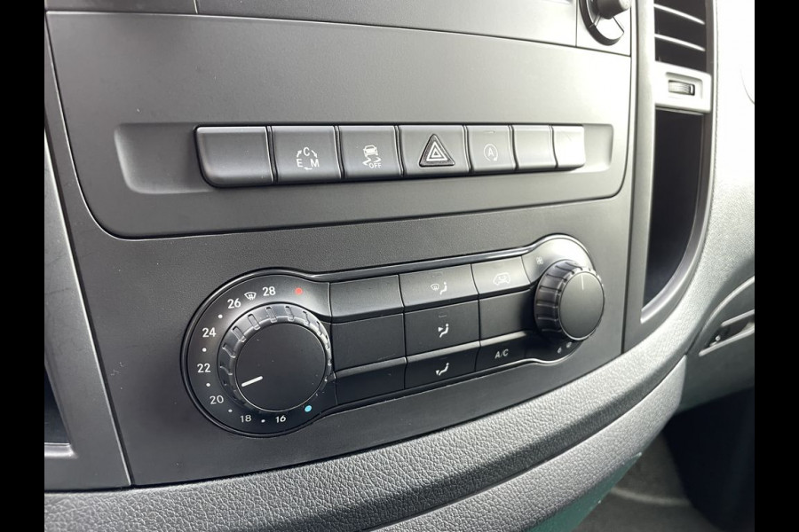 Mercedes-Benz Vito 114 CDI E6 Automaat Lang 3 zits BPM Vrij! Lease €352 p/m, Airco, Navi+Camera, Trekhaak, PDC, Imperiaal, Bedrijfsinrichting, Onderhoudshistorie aanwezig