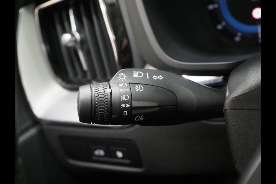 Volvo XC60 2.0 T6 Recharge AWD Plus Long Range | Panoramadak | Keyless | Camera | Memory | Leder | Virtual | Carplay
