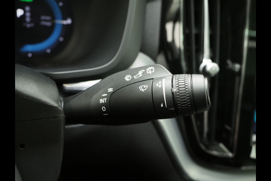 Volvo XC60 2.0 T6 Recharge AWD Plus Long Range | Panoramadak | Keyless | Camera | Memory | Leder | Virtual | Carplay