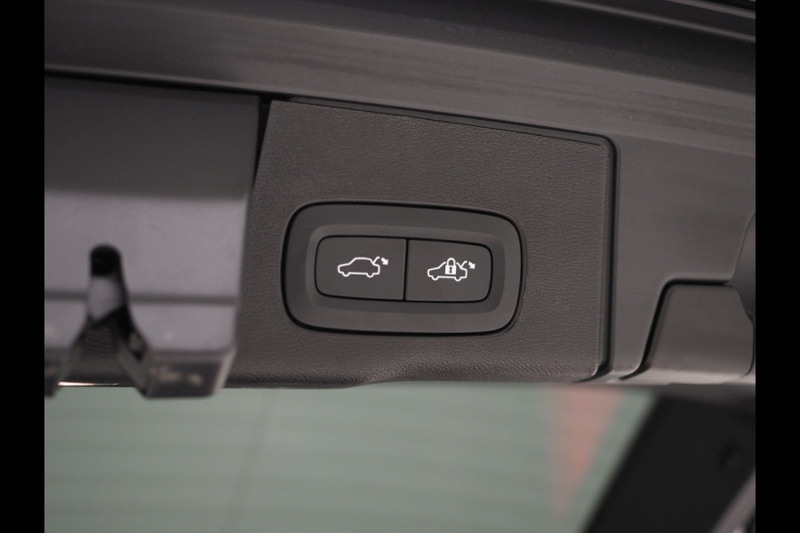 Volvo XC60 2.0 T6 Recharge AWD Plus Long Range | Panoramadak | Keyless | Camera | Memory | Leder | Virtual | Carplay