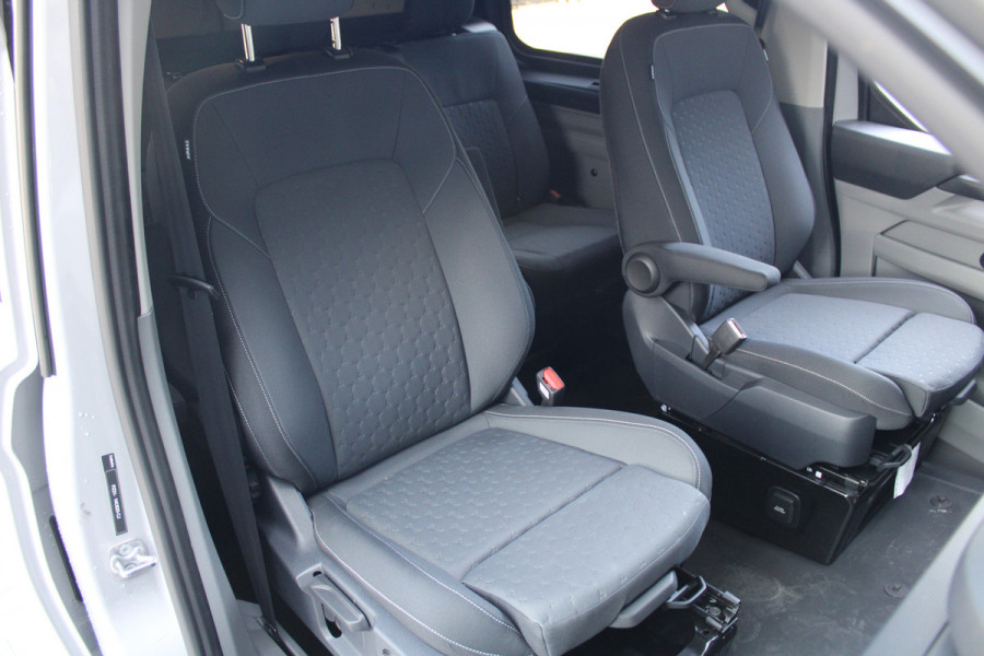 Ford Transit Custom 320 2.0 TDCI L2H1 Limited DC 170pk - 1+1 Stoel - ACC - Navi - 360 Camera - Omvormer - 2x Schuif - Rijklaar
