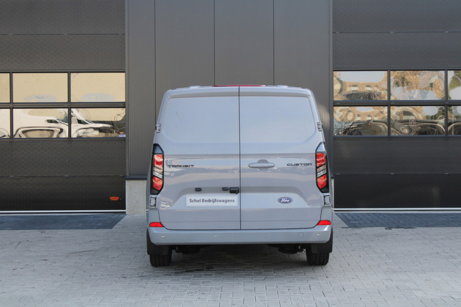 Ford Transit Custom 320 2.0 TDCI L2H1 Limited DC 170pk - 1+1 Stoel - ACC - Navi - 360 Camera - Omvormer - 2x Schuif - Rijklaar