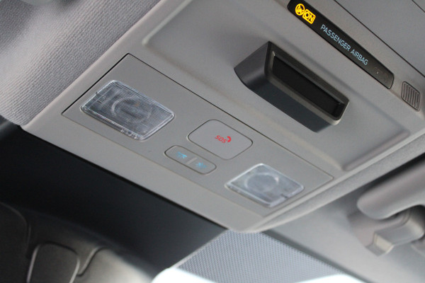 Ford Transit Custom 320 2.0 TDCI L2H1 Limited DC 170pk - 1+1 Stoel - ACC - Navi - 360 Camera - Omvormer - 2x Schuif - Rijklaar