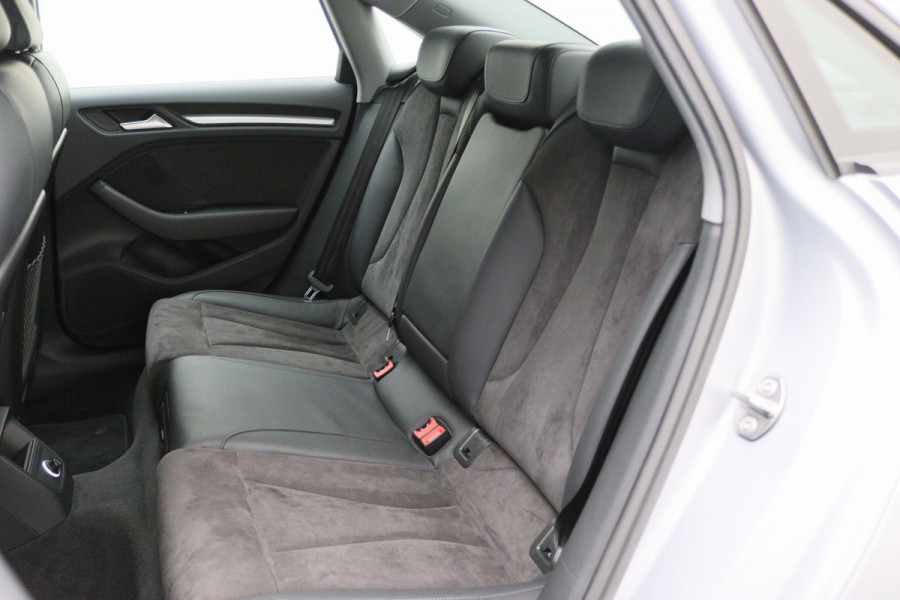 Audi A3 Limousine 35 TFSI CoD Pro Line Automaat Xenon, Navigatie, DAB, Sportstoelen, PDC