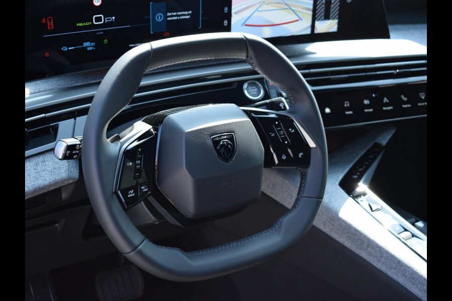 Peugeot E-3008 Allure Avantage 73 kWh | NAVIGATIE | CARPLAY | CAMERA MET SENSOREN | UIT VOORRAAD LEVERBAAR