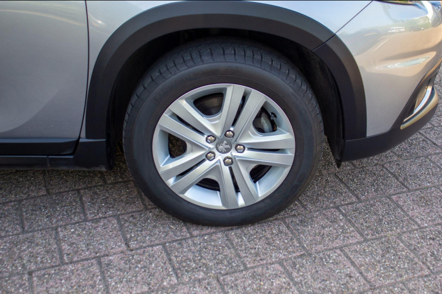 Peugeot 2008 1.2 PureTech Signature|Prijs rijklaar incl. 12 mnd garantie| Bluetooth, Airco, NAV,DAB, Carplay Cruise