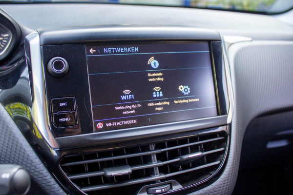Peugeot 2008 1.2 PureTech Signature|Prijs rijklaar incl. 12 mnd garantie| Bluetooth, Airco, NAV,DAB, Carplay Cruise