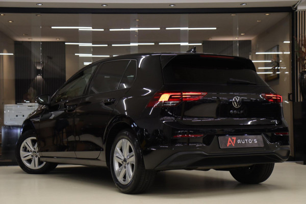Volkswagen Golf 1.0 eTSI Life SFEERVERLICHTING/360SENSOREN/LMVELGEN