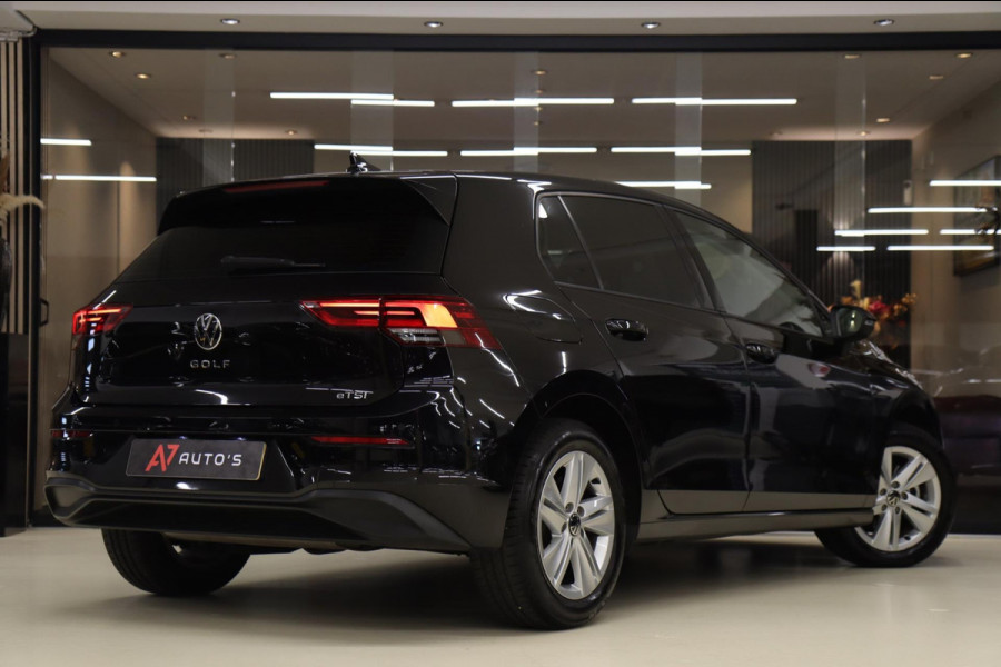 Volkswagen Golf 1.0 eTSI Life SFEERVERLICHTING/360SENSOREN/LMVELGEN