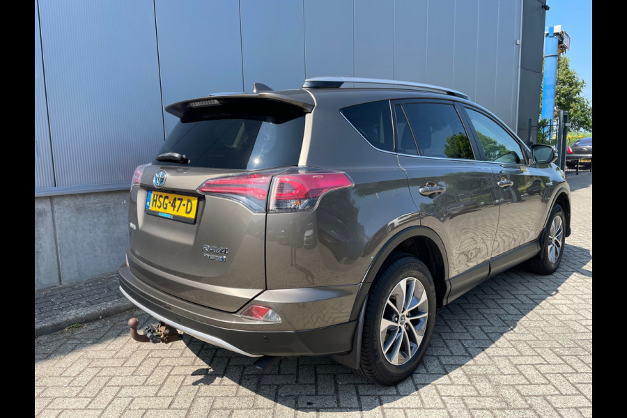 Toyota RAV4 2.5 Hybrid Dynamic / Navigatie / stoelverwarming