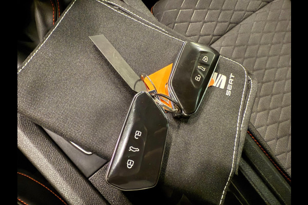 Seat Leon Sportstourer 1.5 TSI FR Launch Edition V-COCKIT/NAVI/LED/CARPLAY/ECC/PDC/CRUISE///