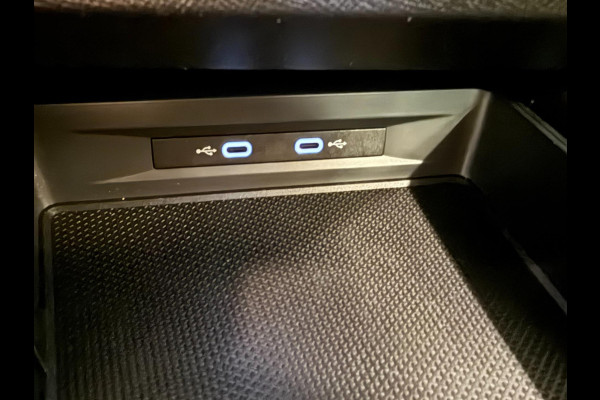 Seat Leon Sportstourer 1.5 TSI FR Launch Edition V-COCKIT/NAVI/LED/CARPLAY/ECC/PDC/CRUISE///