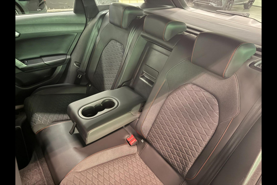 Seat Leon Sportstourer 1.5 TSI FR Launch Edition V-COCKIT/NAVI/LED/CARPLAY/ECC/PDC/CRUISE///