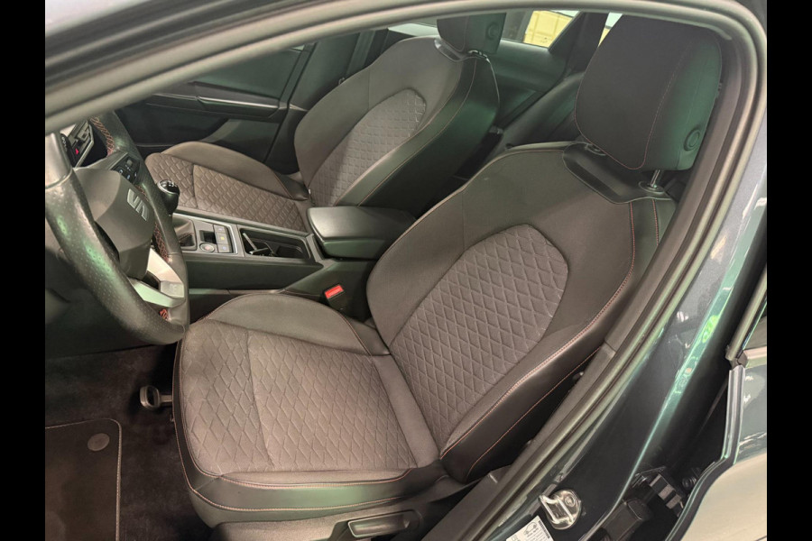 Seat Leon Sportstourer 1.5 TSI FR Launch Edition V-COCKIT/NAVI/LED/CARPLAY/ECC/PDC/CRUISE///