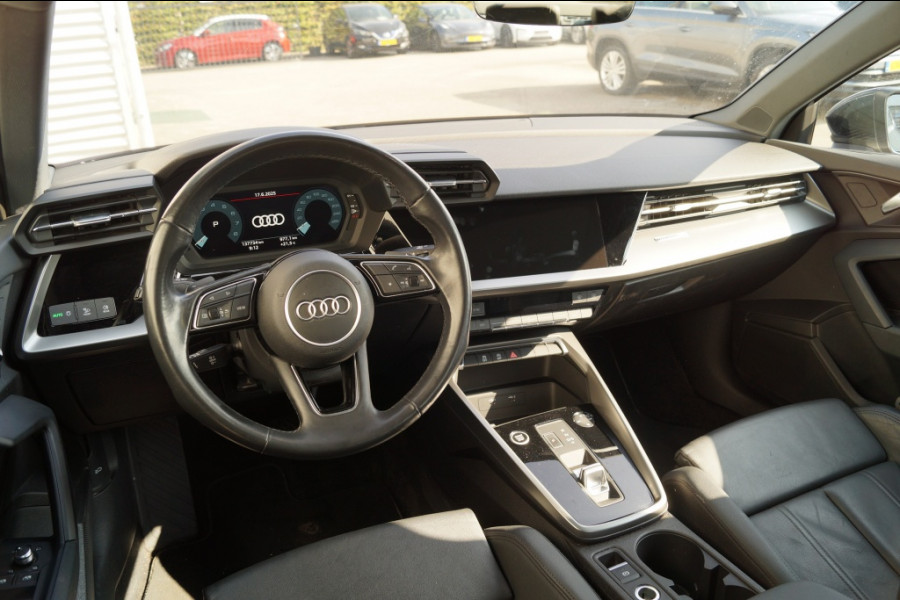 Audi A3 Limousine 35 TFSI 150pk Automaat Edition -PANO-LEER-
