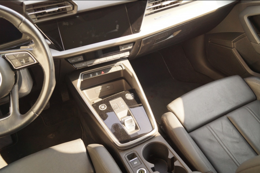 Audi A3 Limousine 35 TFSI 150pk Automaat Edition -PANO-LEER-