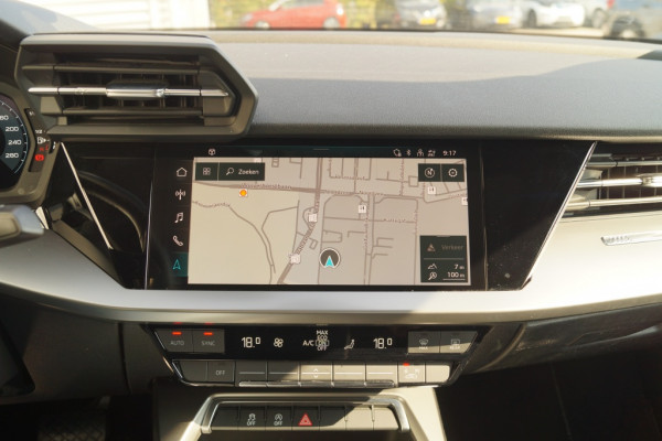 Audi A3 Limousine 35 TFSI 150pk Automaat Edition -PANO-LEER-