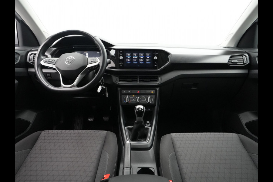 Volkswagen T-Cross 1.0 TSI 95pk Life Navi via App Pdc Airco Acc 211