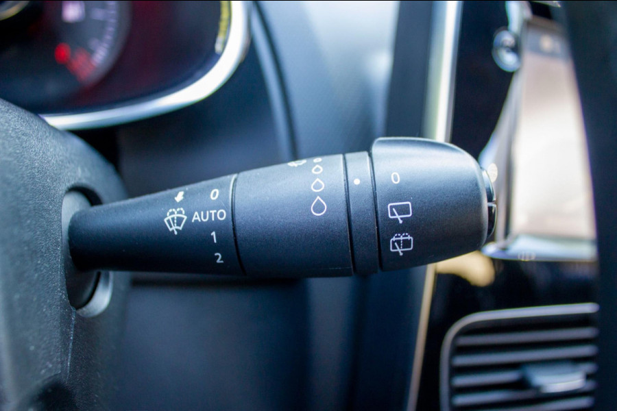 Renault Clio Estate 0.9 TCe Intens |Prijs rijklaar incl. 12 mnd garantie | Trekhaak Led Navi Camera Keyless