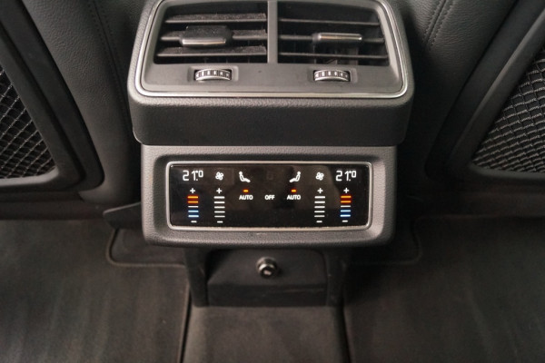 Audi e-tron 50 71kWh Quattro Business Edition -PANO-LEER-ECC-CAM-
