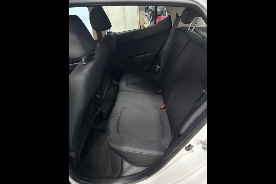 Hyundai i10 1.0i Comfort Airco | Navi | Cruise | 5 deurs | Elktr. pakket