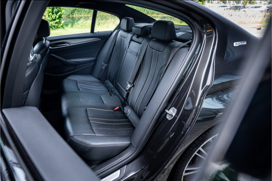 BMW 5 Serie 530e iPerformance High Executive ** M Sport ** Dealer onderhouden!!