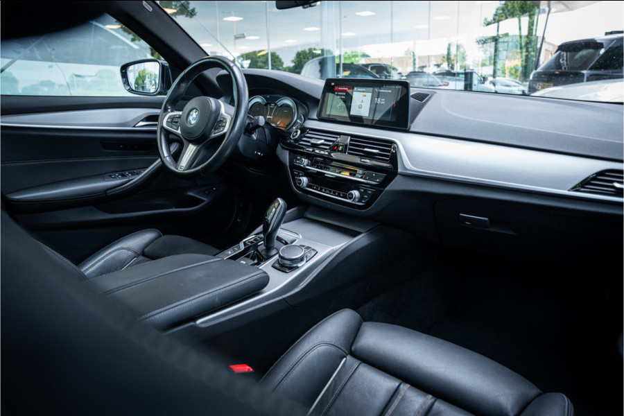 BMW 5 Serie 530e iPerformance High Executive ** M Sport ** Dealer onderhouden!!