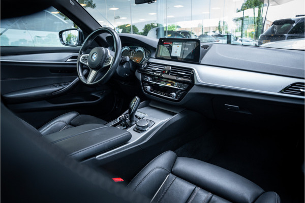 BMW 5 Serie 530e iPerformance High Executive ** M Sport ** Dealer onderhouden!!