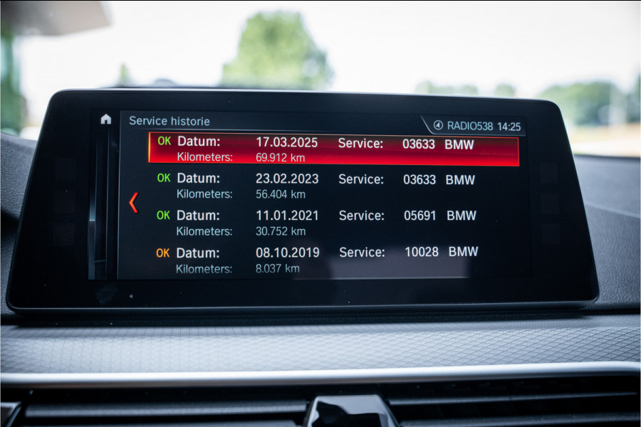BMW 5 Serie 530e iPerformance High Executive ** M Sport ** Dealer onderhouden!!