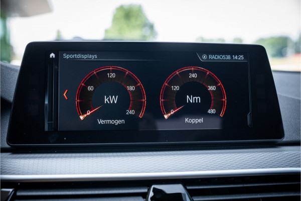 BMW 5 Serie 530e iPerformance High Executive ** M Sport ** Dealer onderhouden!!