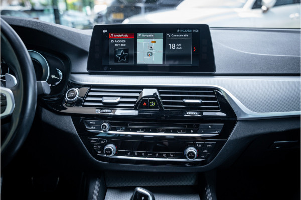 BMW 5 Serie 530e iPerformance High Executive ** M Sport ** Dealer onderhouden!!
