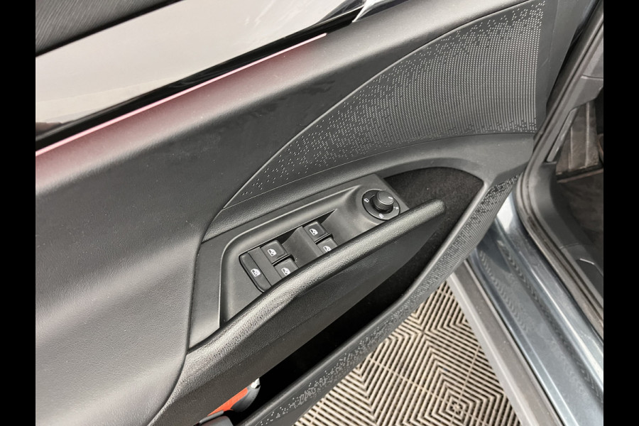 Škoda ENYAQ iV 80 Luxus [ 3-Fase ] (INCL-BTW) *PANO | LUXURY-LEATHER | HEAD-UP | ADAPTIVE-CRUISE | MEMORY-PACK | FULL-LED | DIGI-COCKPIT | BLIND-SPOT | NAVI-FULLMAP | KEYLESS | CAMERA | HEATED-SPORTSEATS | KEYLESS | 19"ALU*