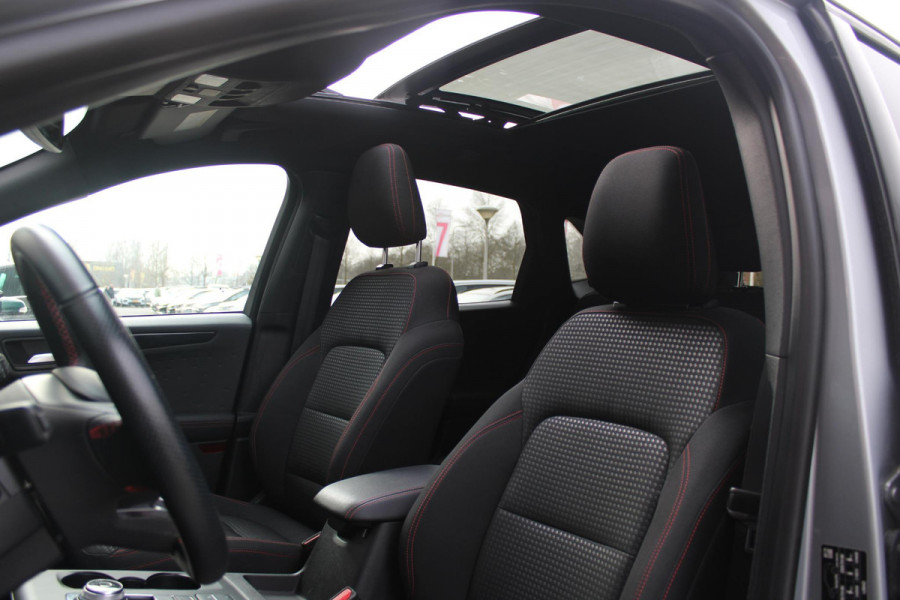 Ford Kuga 2.5 225PK PHEV ST-LINE | PANORAMISCH SCHUIF/KANTEL DAK | ELEKTRISCH BEDIENBARE ACHTERKLEP  | 360° CAMERA | KEYLESS ENTRY/START | CLIMATE CONTROL | ADAPTIVE CRUISE CONTROL | DAB+ RADIO | DRAADLOZE TELEFOONLADER | NAVIGATIE | APPLE CARPLAY/ANDROID AUTO | DODEHOEK DETECTIE | 19" LICHTMETALEN VELGEN |