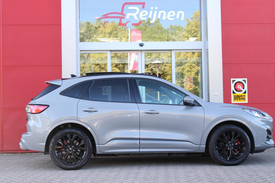 Ford Kuga 2.5 225PK PHEV ST-LINE | PANORAMISCH SCHUIF/KANTEL DAK | ELEKTRISCH BEDIENBARE ACHTERKLEP  | 360° CAMERA | KEYLESS ENTRY/START | CLIMATE CONTROL | ADAPTIVE CRUISE CONTROL | DAB+ RADIO | DRAADLOZE TELEFOONLADER | NAVIGATIE | APPLE CARPLAY/ANDROID AUTO | DODEHOEK DETECTIE | 19" LICHTMETALEN VELGEN |